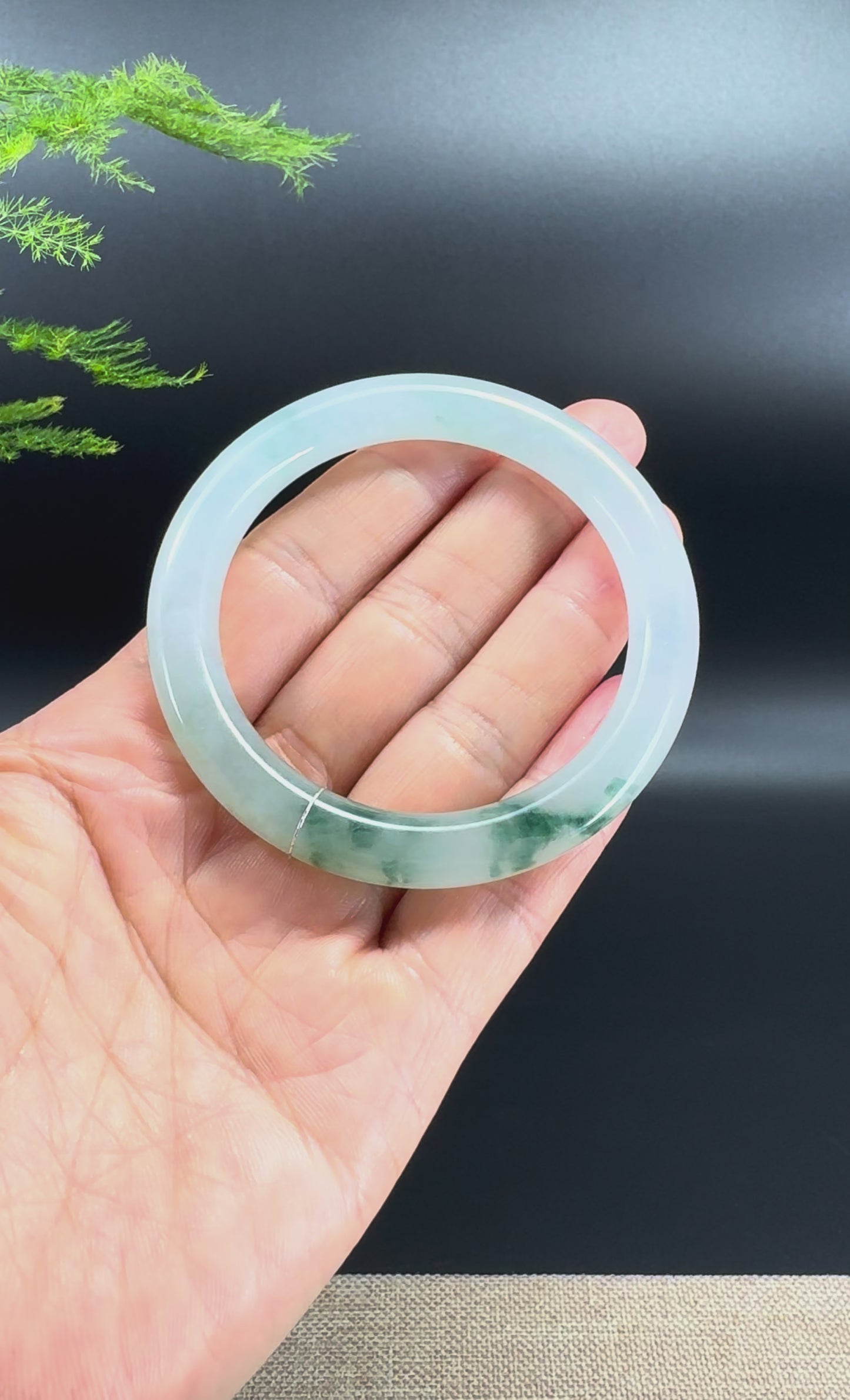 Load and play video in Gallery viewer, Genuine Burmese Icy Green Jade Jadeite Bangle Bracelet (52.1mm)
