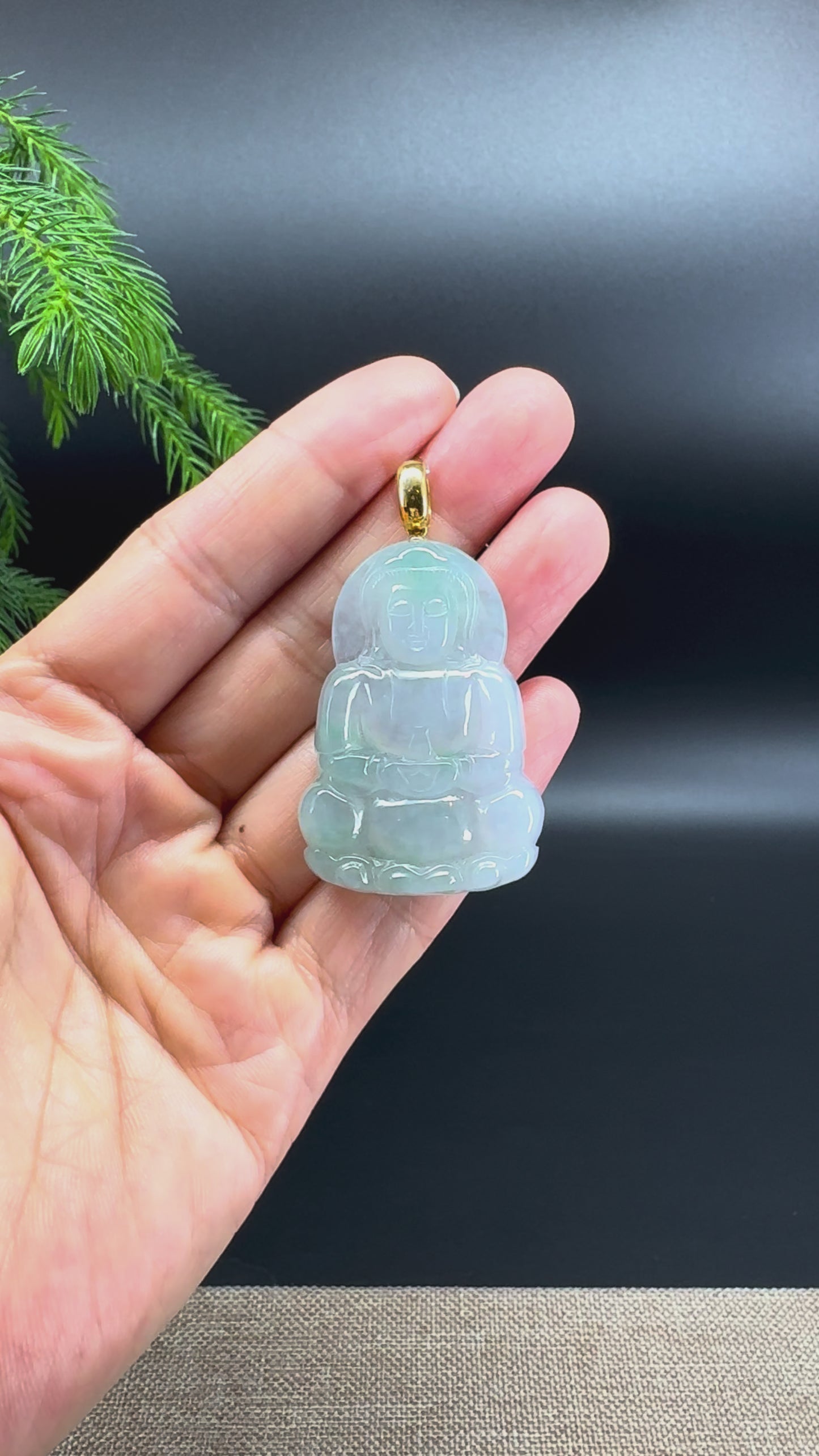 18K Yellow Gold Burmese Light Green Jadeite Jade Guanyin Pendant