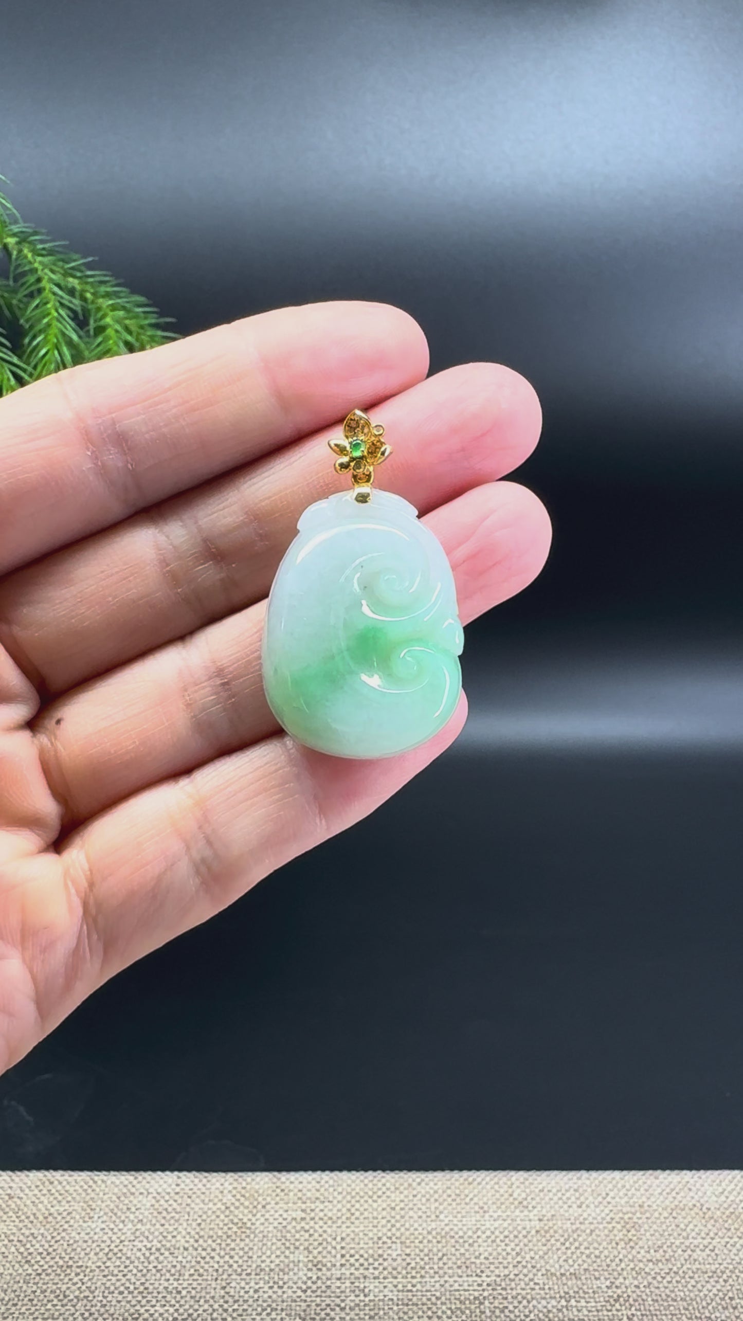 RealJade® Co. Genuine Burmese Green Jadeite Jade RuYi Pendant with 18k Yellow Gold Bail