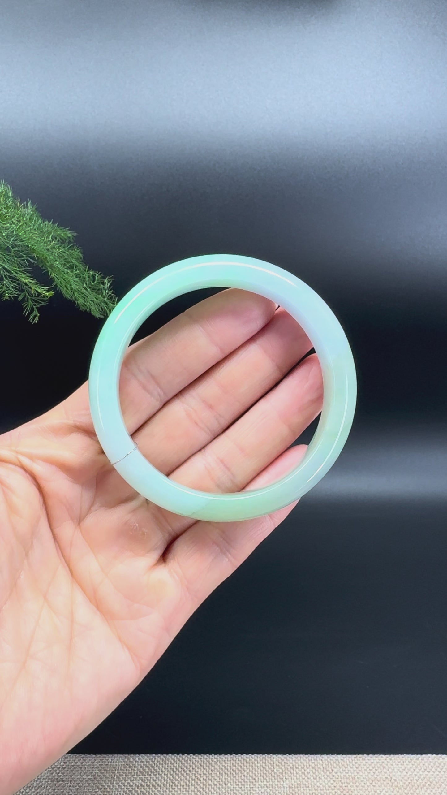 Load and play video in Gallery viewer, Genuine Burmese Lavender Green Jade Jadeite Bangle Bracelet ( 54.3mm )
