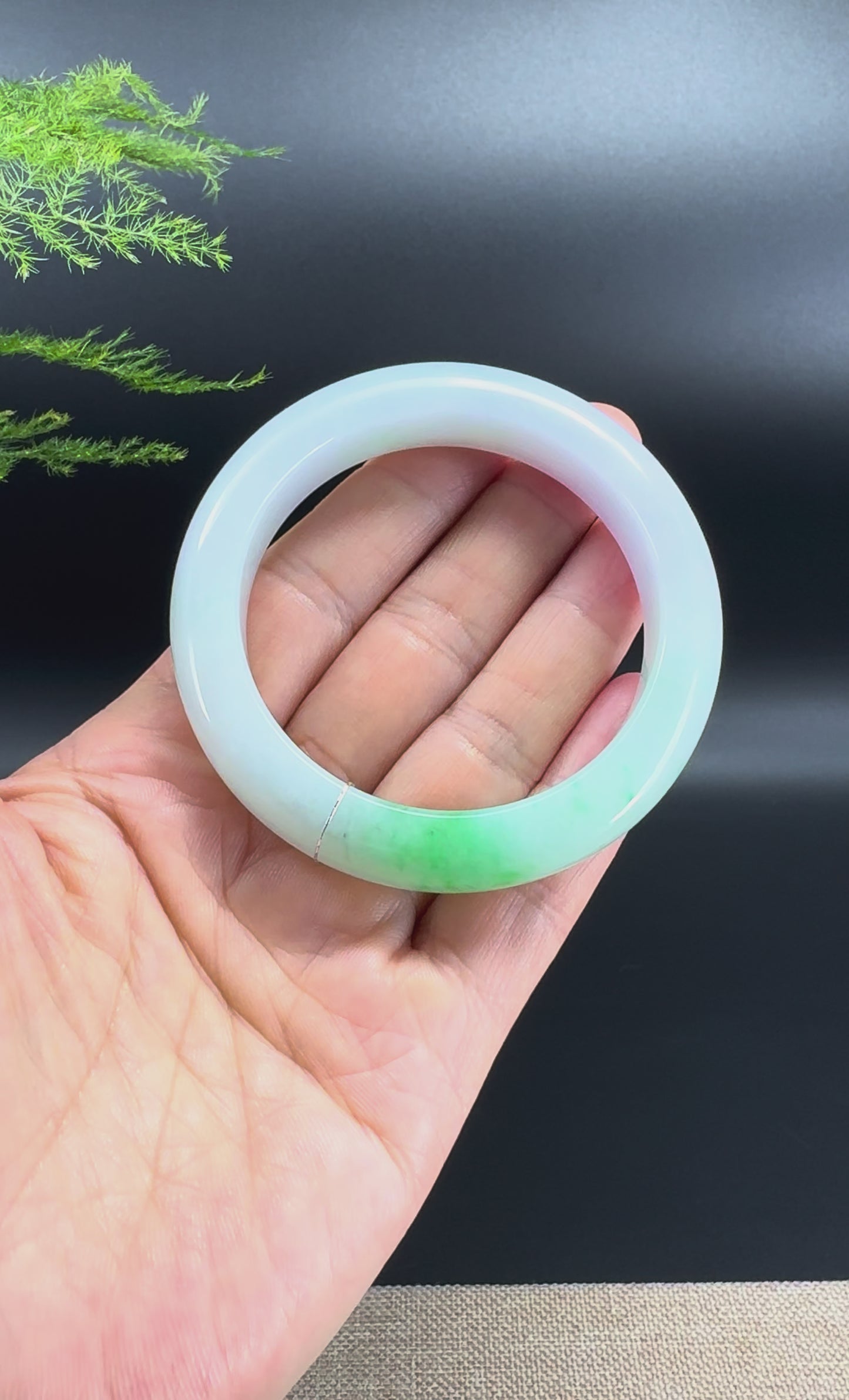 Load and play video in Gallery viewer, Genuine Burmese Lavender Green Jade Jadeite Bangle Bracelet ( 53.9mm )
