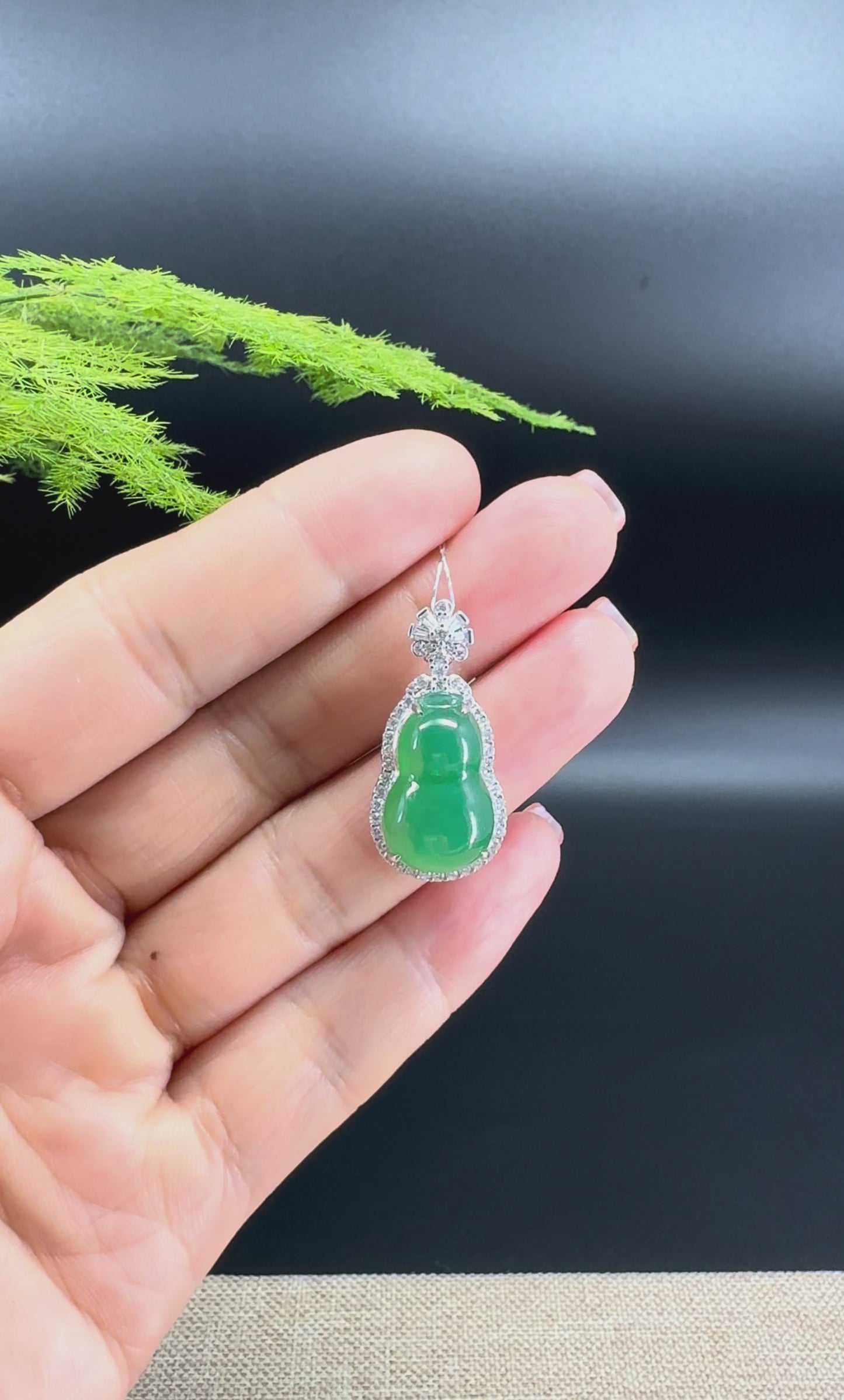 RealJade® Co. Genuine Green Jadeite Jade Good Luck Hulu Bottle Gourd Necklace With 18K White Gold Bail