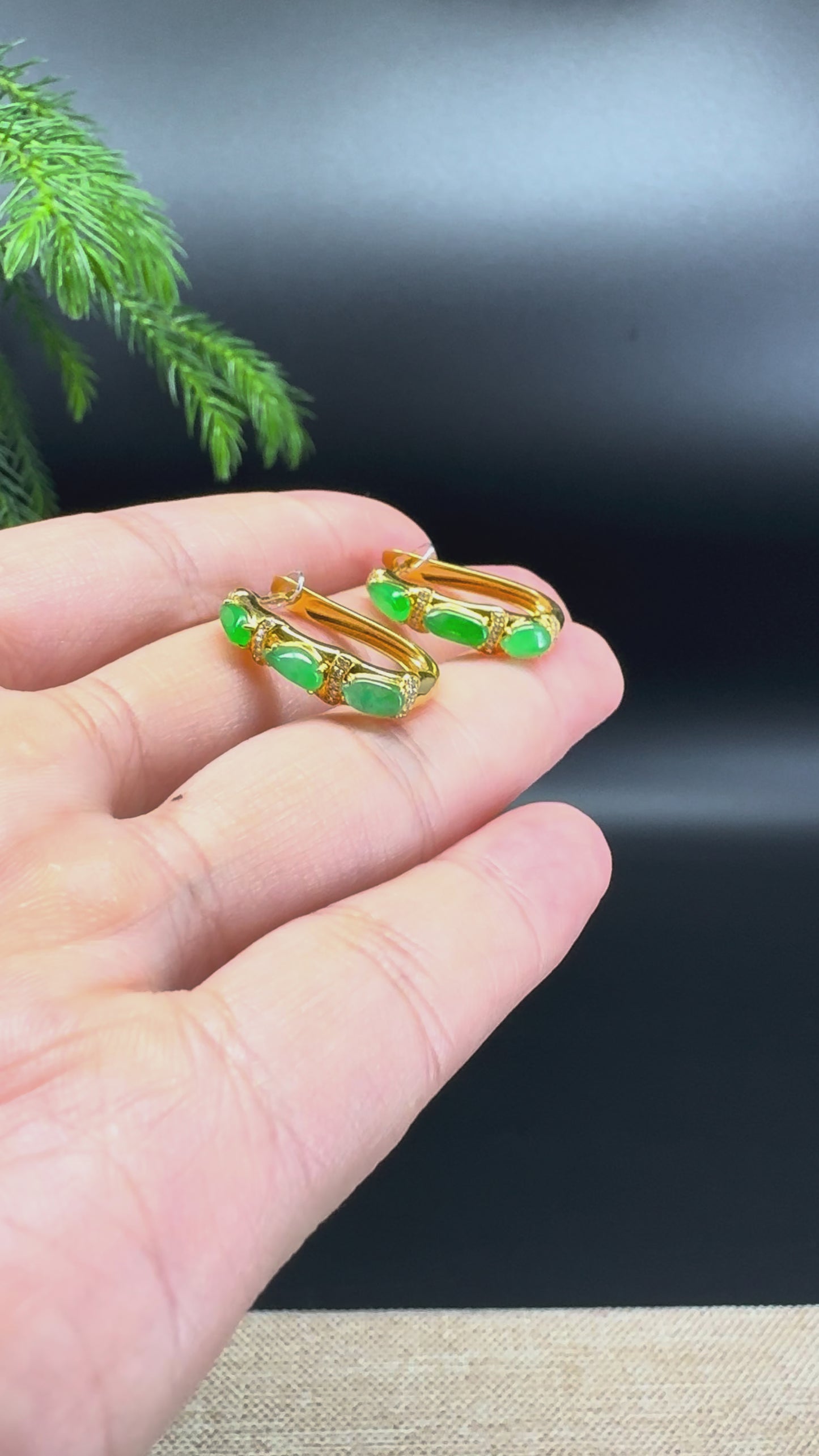 Load and play video in Gallery viewer, RealJade® 18k Yellow Gold Green Jadeite Jade Diamonds Earrings
