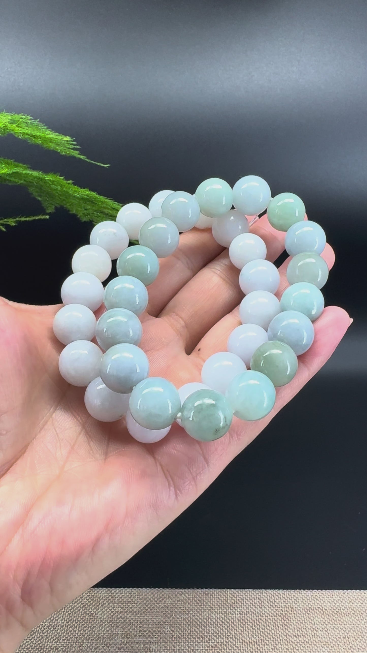 Load and play video in Gallery viewer, RealJade® Genuine Jadeite Jade Round White Green Beads Bracelet ( 13.5mm ) For Men
