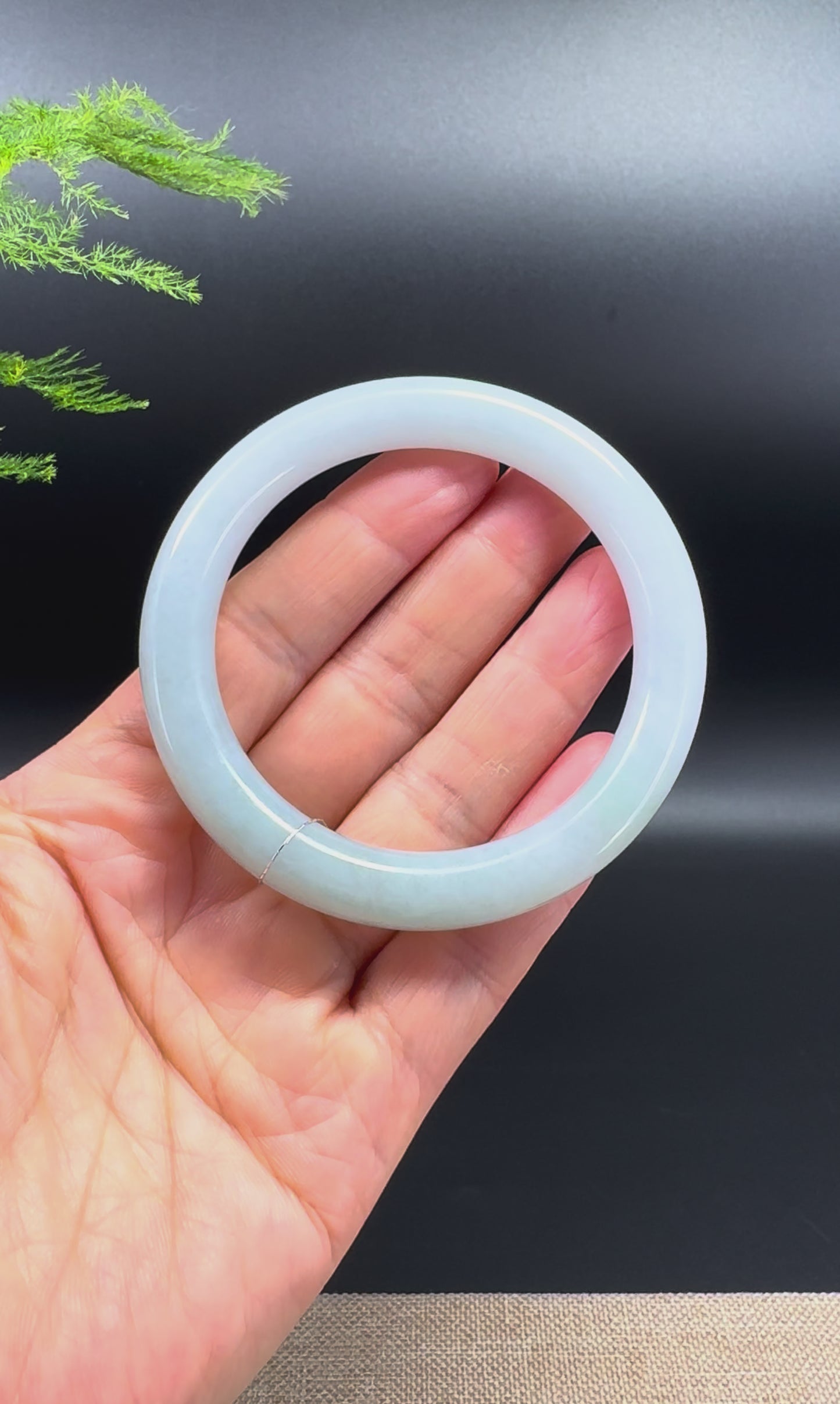 Load and play video in Gallery viewer, Genuine Burmese Icy Green Jade Jadeite Bangle Bracelet ( 54.6mm )
