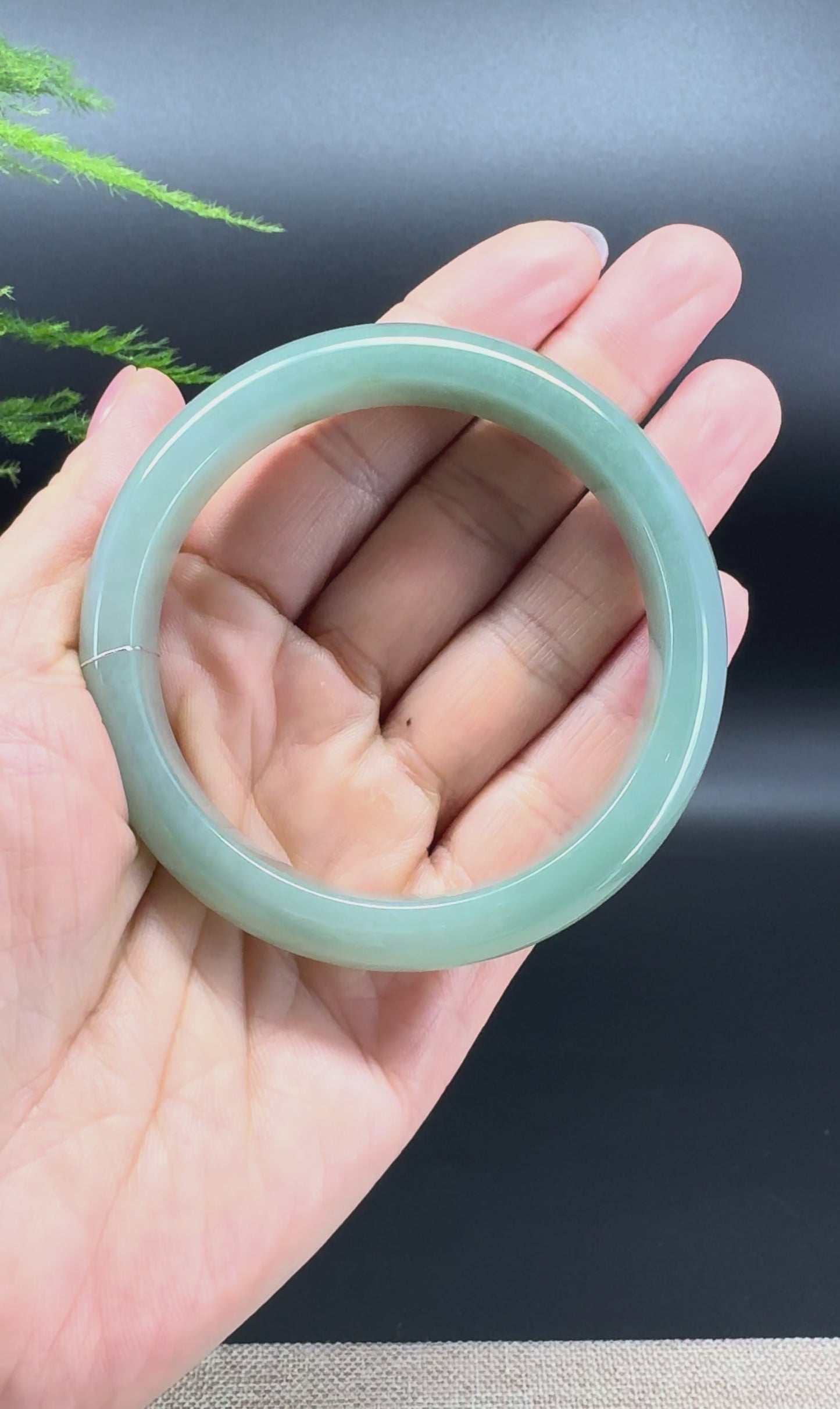 Load and play video in Gallery viewer, Genuine Burmese Icy Matcha Green Jade Jadeite Bangle Bracelet ( 57.4mm )
