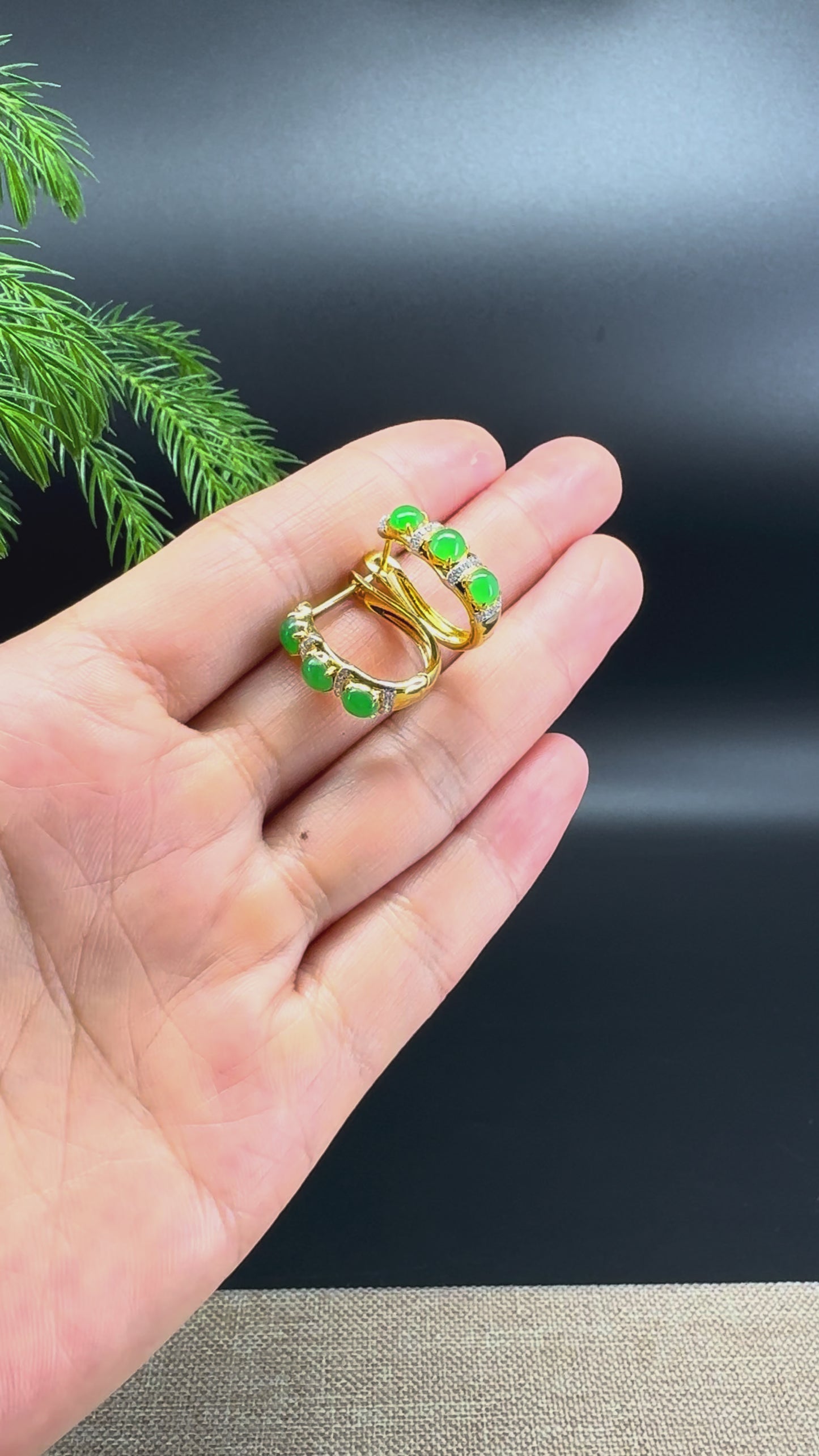 RealJade® 18k Yellow Gold Green Jadeite Jade Diamonds Earrings