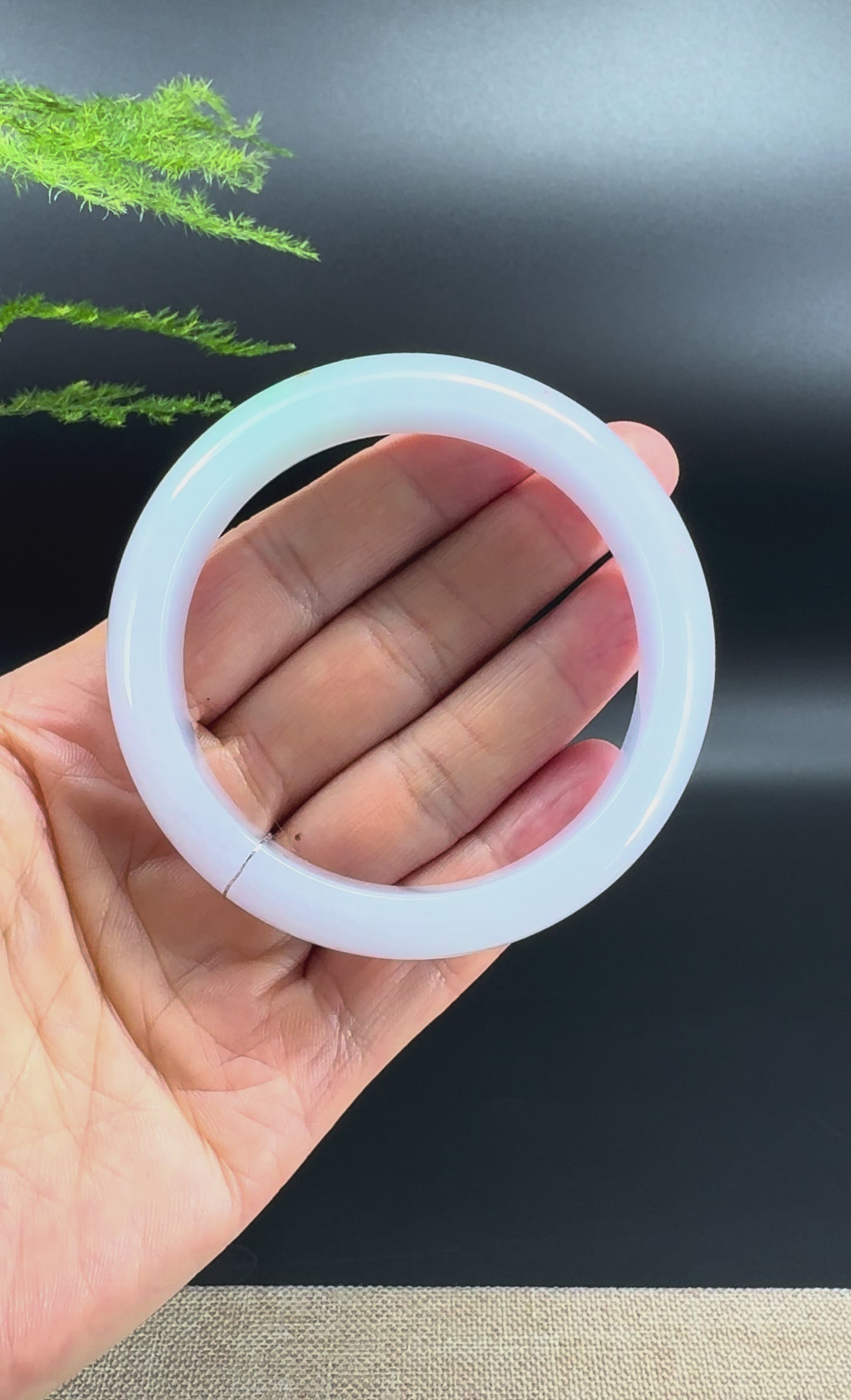 Load and play video in Gallery viewer, Genuine Burmese Icy Lavender Green Jade Jadeite Bangle Bracelet (58.5mm)
