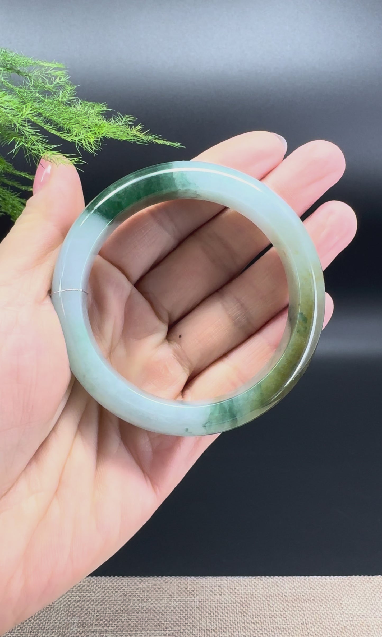 Load and play video in Gallery viewer, Genuine Burmese Blue Green Jade Jadeite Bangle Bracelet ( 55.1mm )
