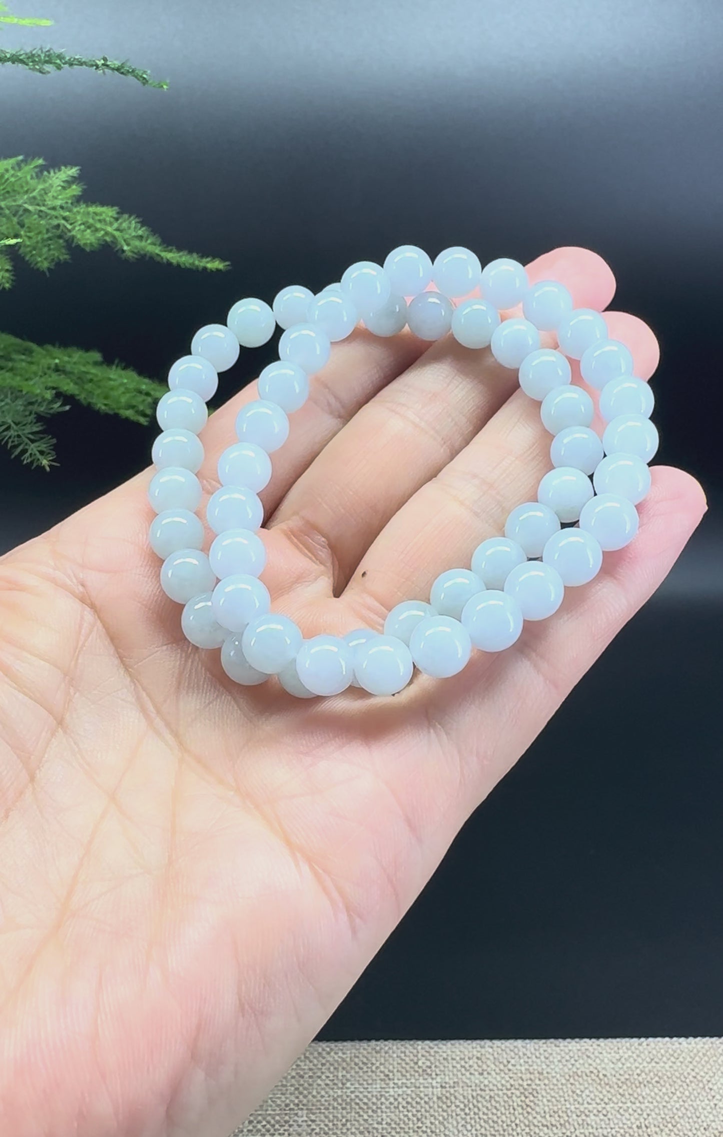 Load and play video in Gallery viewer, RealJade® Co. Genuine Jadeite Jade Round Lavender Beads Bracelet (7 mm)
