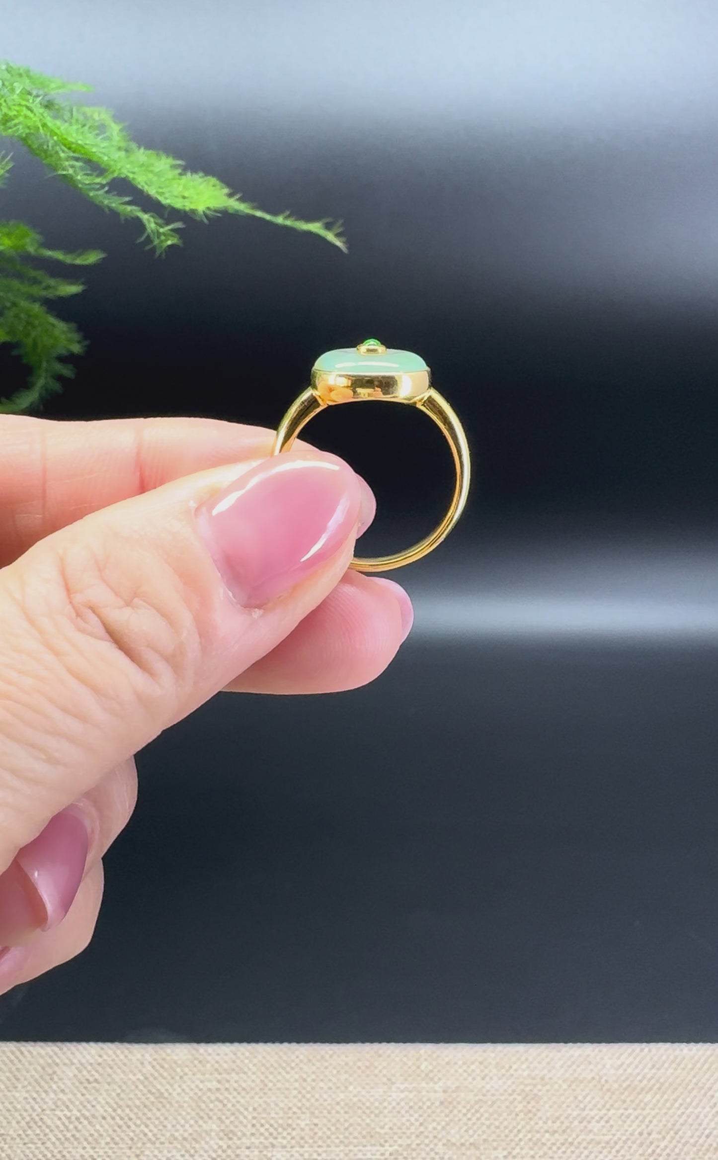 Load and play video in Gallery viewer, RealJade®  18K Yellow Gold Icy Apple Green Jadeite Jade lucky koukou Ring
