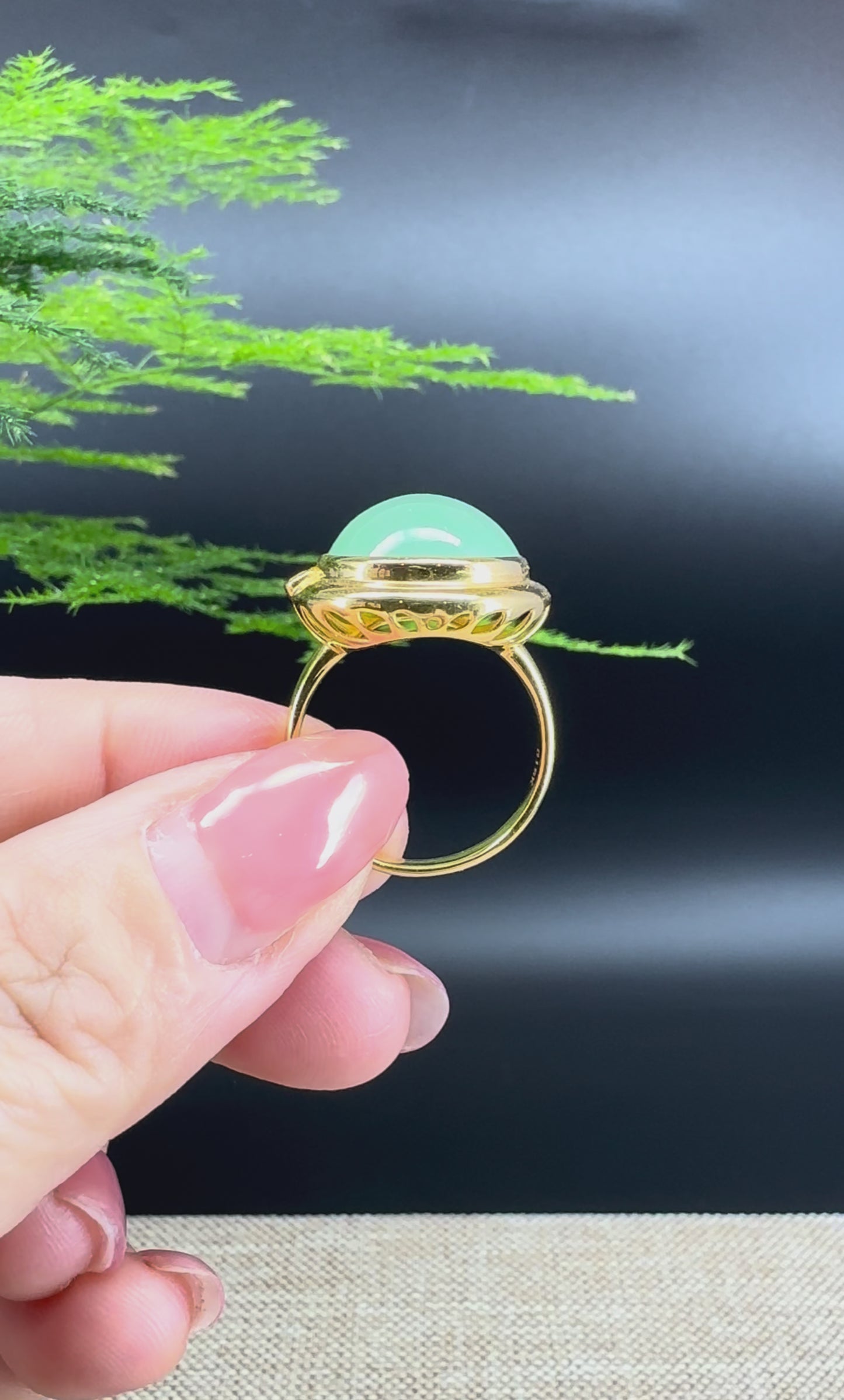 RealJade® "Signature Signet" 18K Yellow Gold  Imperial Icy Green Jadeite Jade Classic Ring