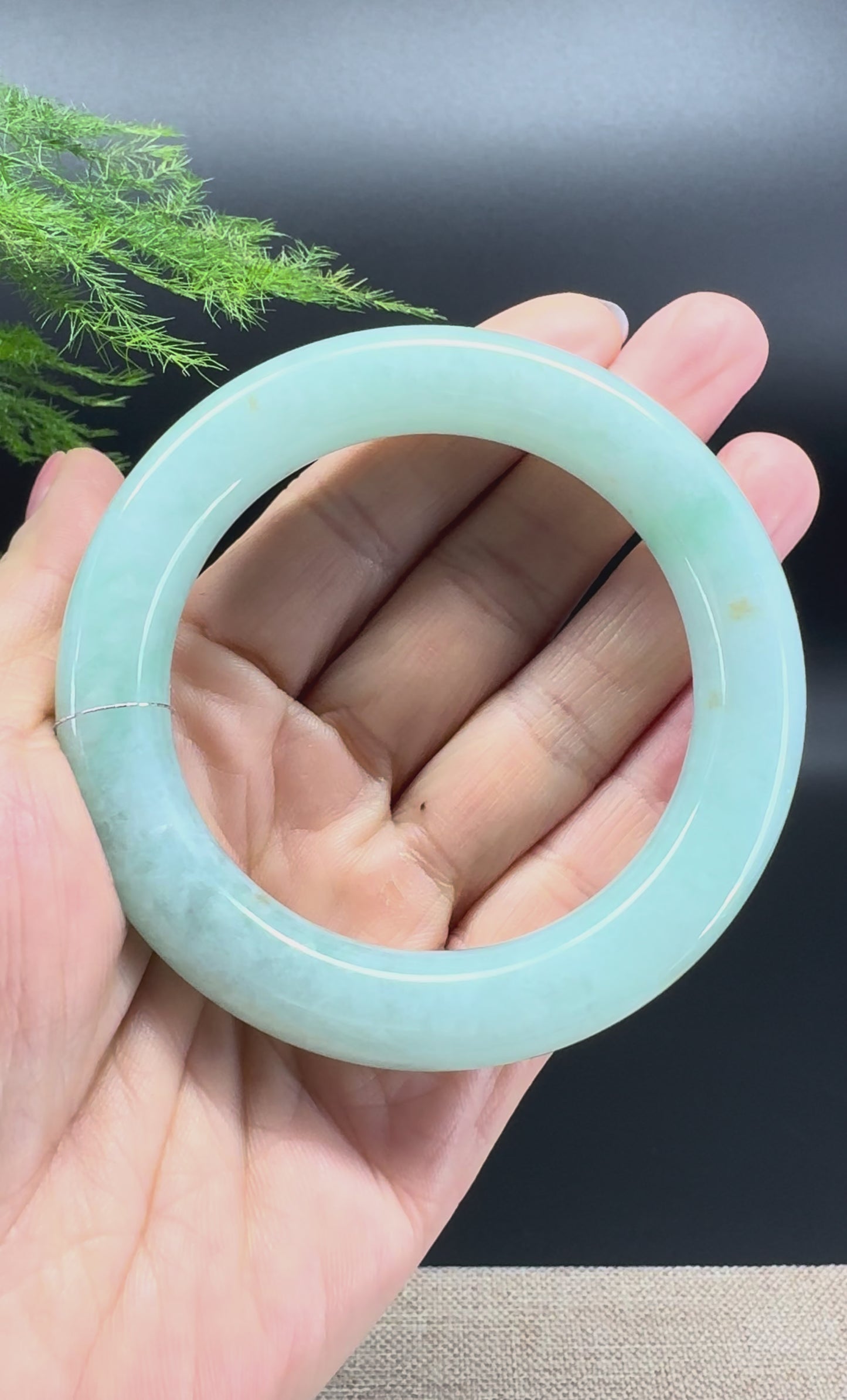 Load and play video in Gallery viewer, Genuine Burmese Icy Green Jade Jadeite Bangle Bracelet ( 55.9mm )
