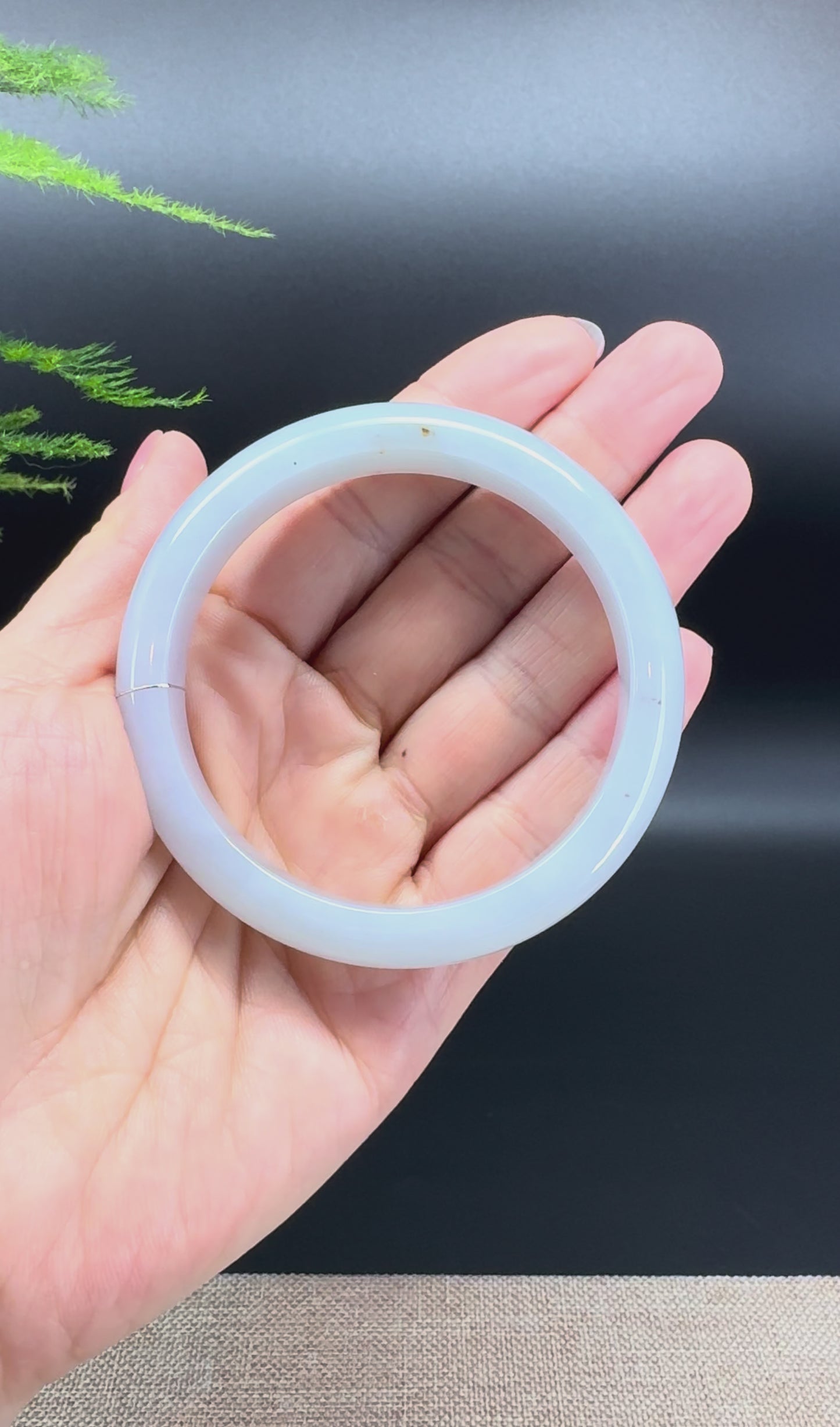 Load and play video in Gallery viewer, Genuine Burmese Icy Green Jade Jadeite Bangle Bracelet ( 56.9mm )
