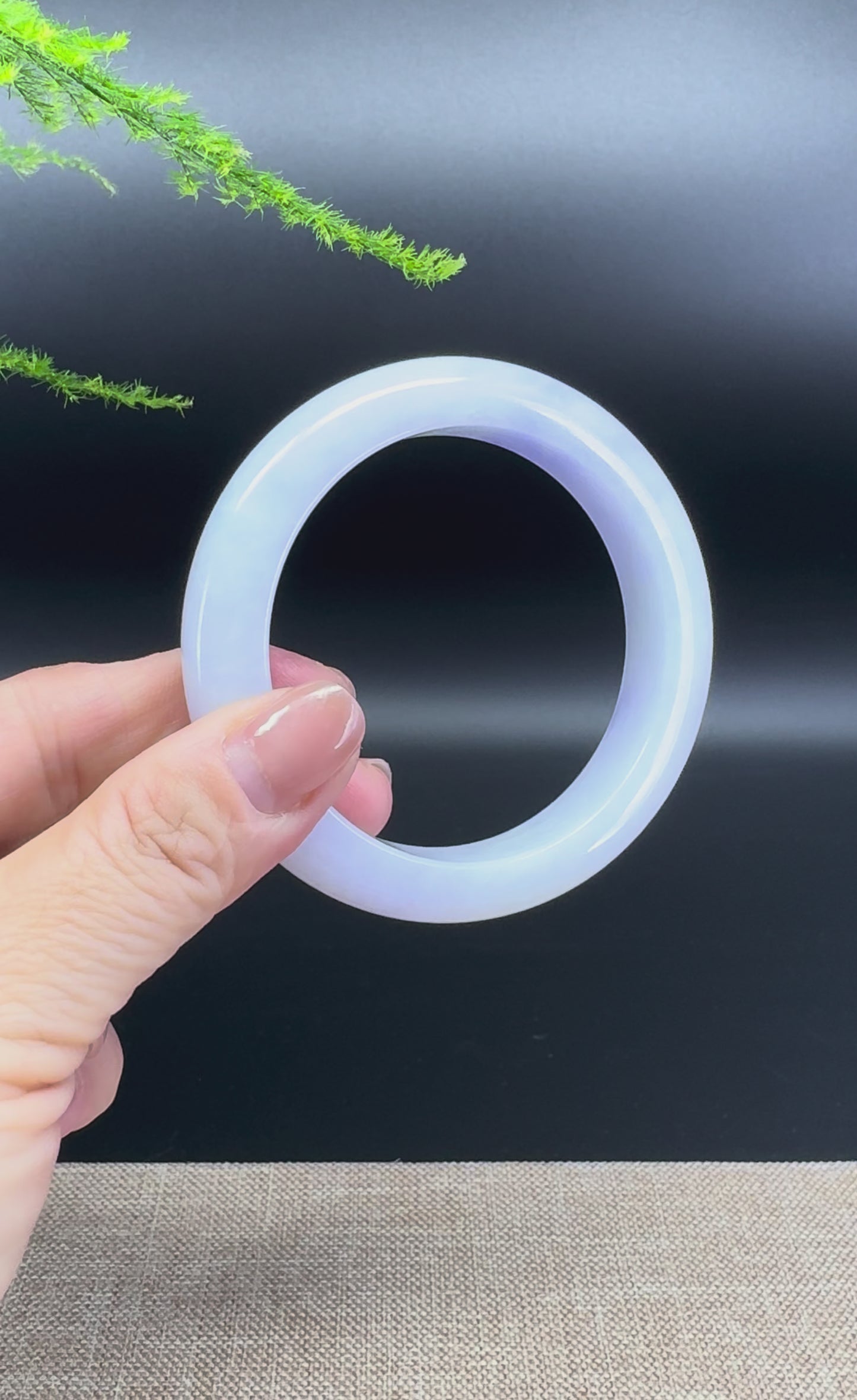 Load and play video in Gallery viewer, Genuine Burmese Lavender Jade Jadeite Bangle Bracelet (57.4mm)
