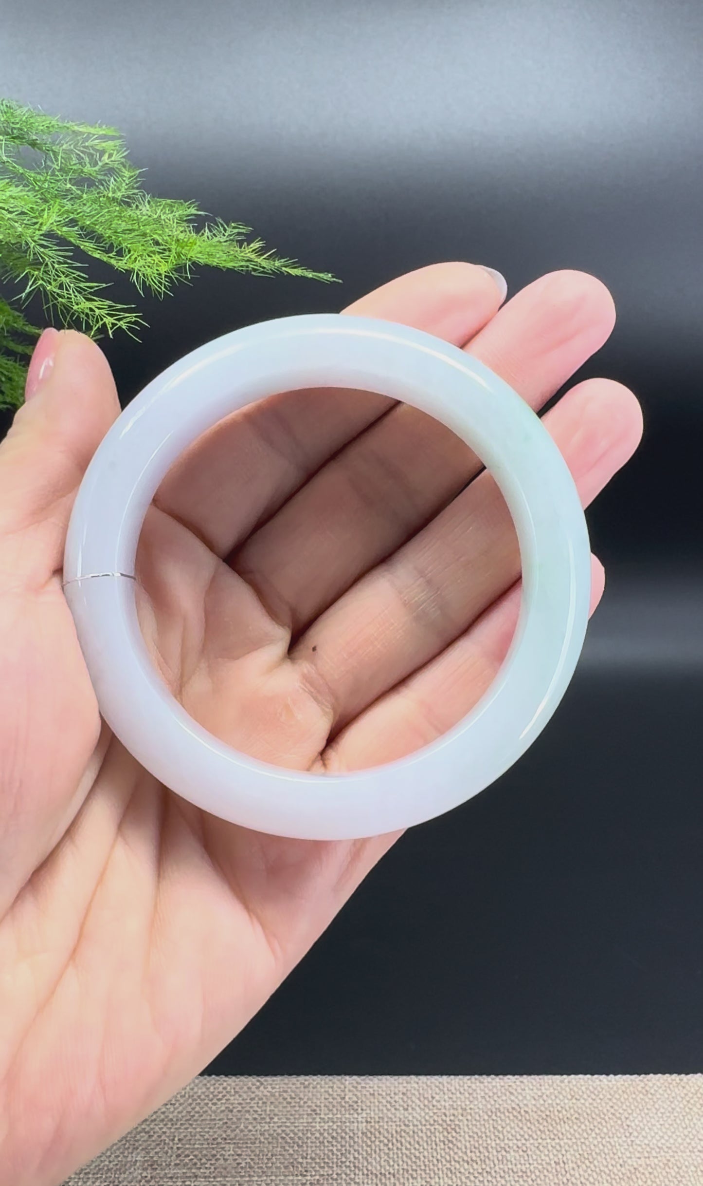 Load and play video in Gallery viewer, Genuine Burmese Lavender Green Jadeite Jade Bangle Bracelet ( 55.4mm )

