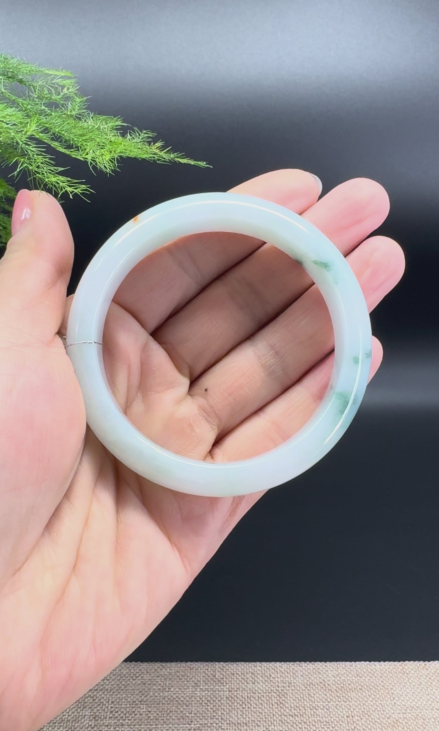 Load and play video in Gallery viewer, Genuine Burmese White Green Jade Jadeite Bangle Bracelet ( 55.8mm )
